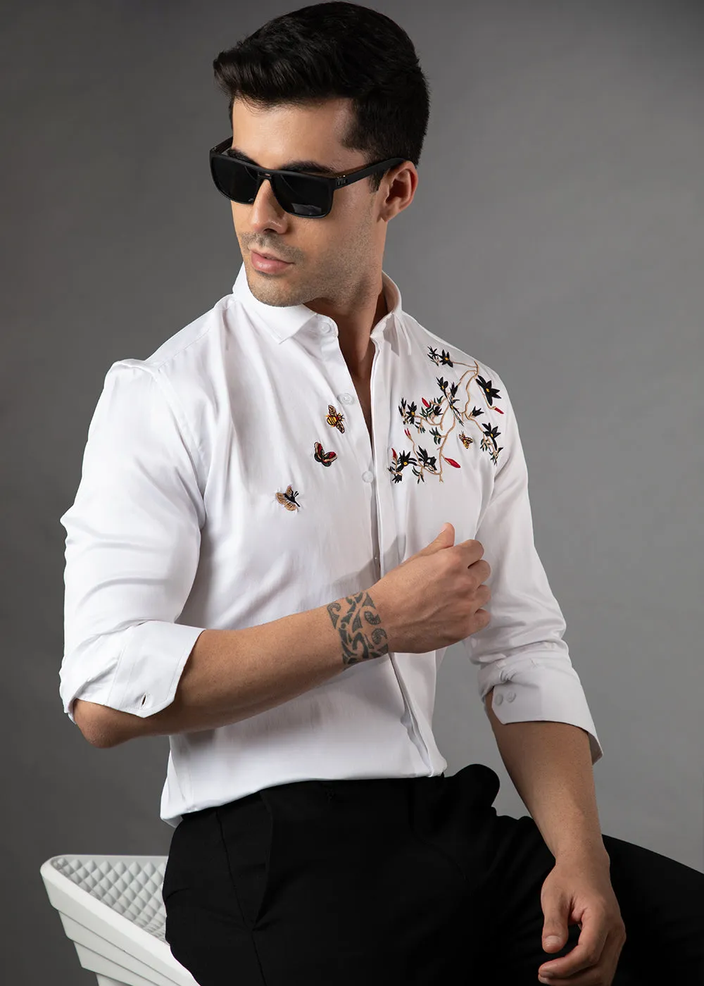 Beeclub Needle Work White Shirt