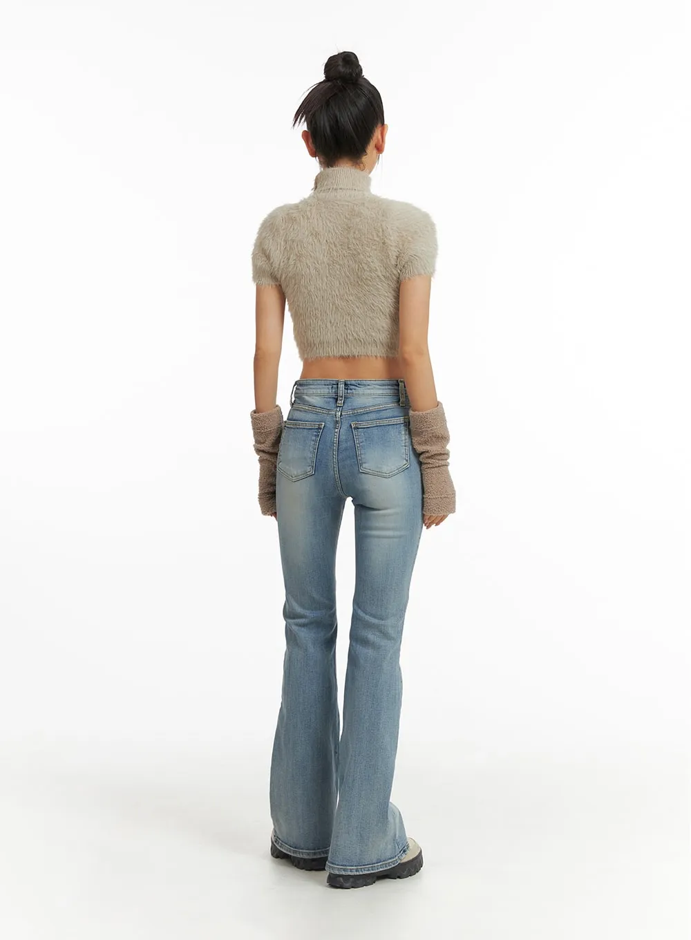 Mid Rise Solid Flared Jeans CJ429