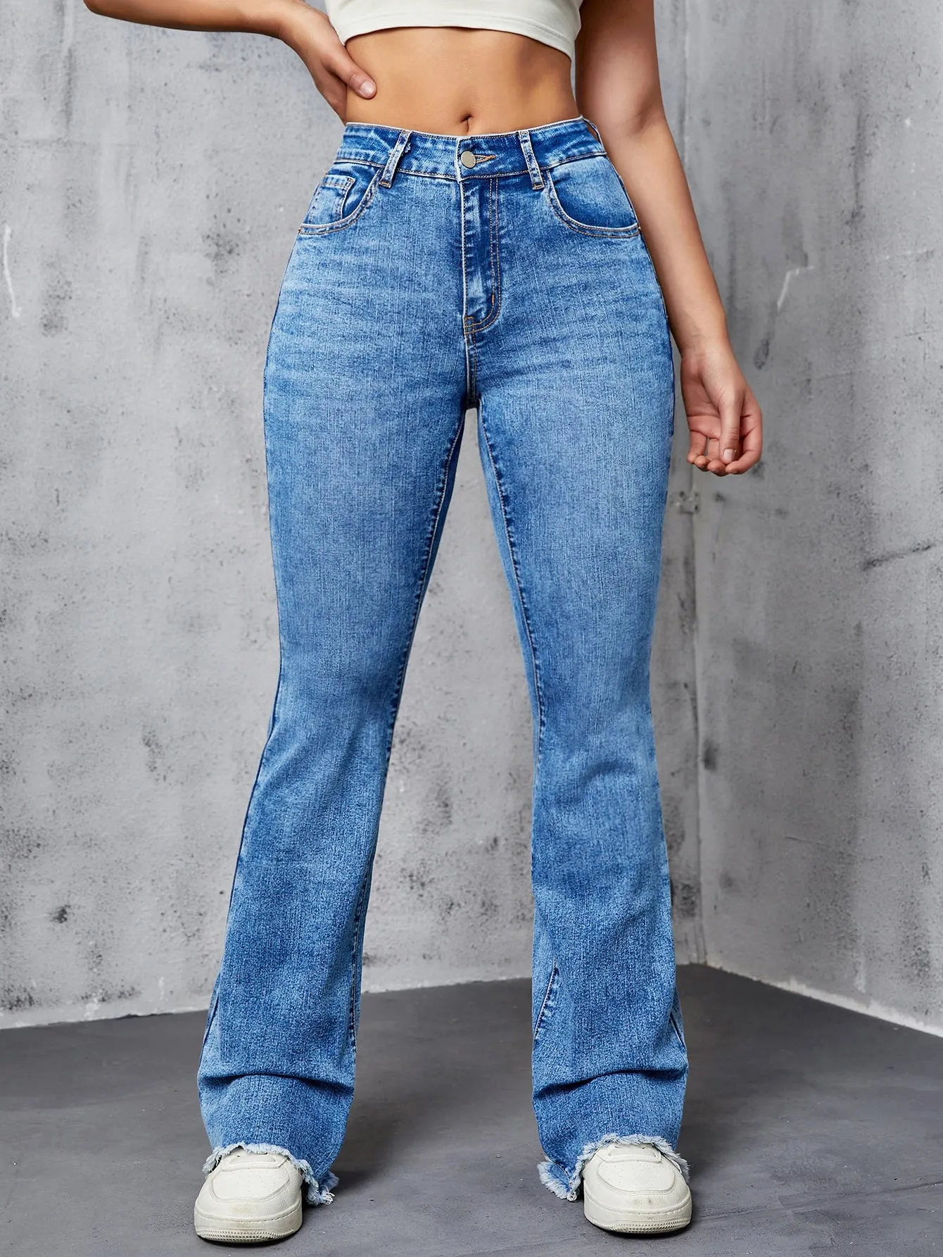 Slant Pocket Bleach Wash Flare Leg Jeans