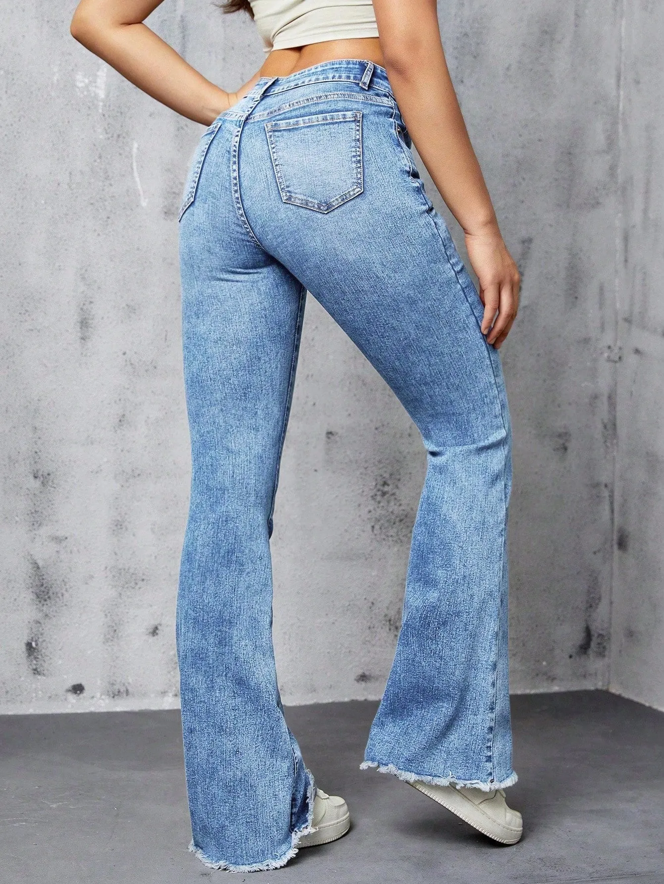 Slant Pocket Bleach Wash Flare Leg Jeans