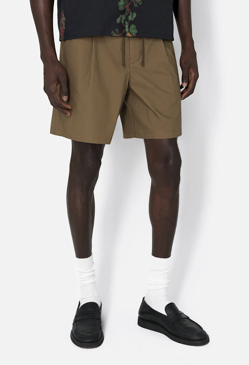 Studio Shorts / Brown